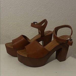 BAMBOO Tan Platform Heels
